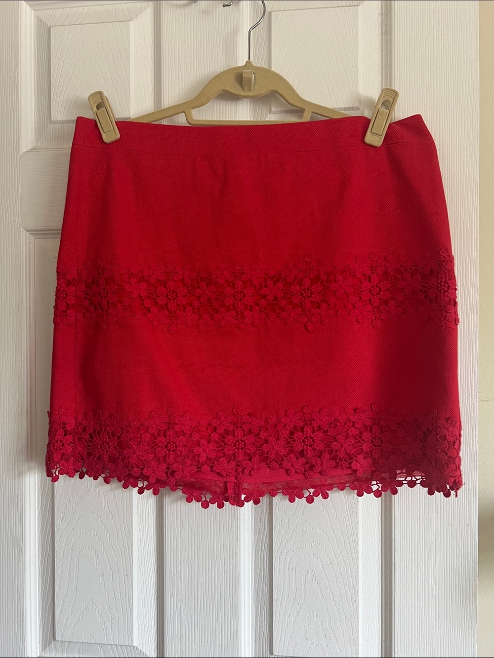 Women's coral Red Floral Lace Hem Skirt